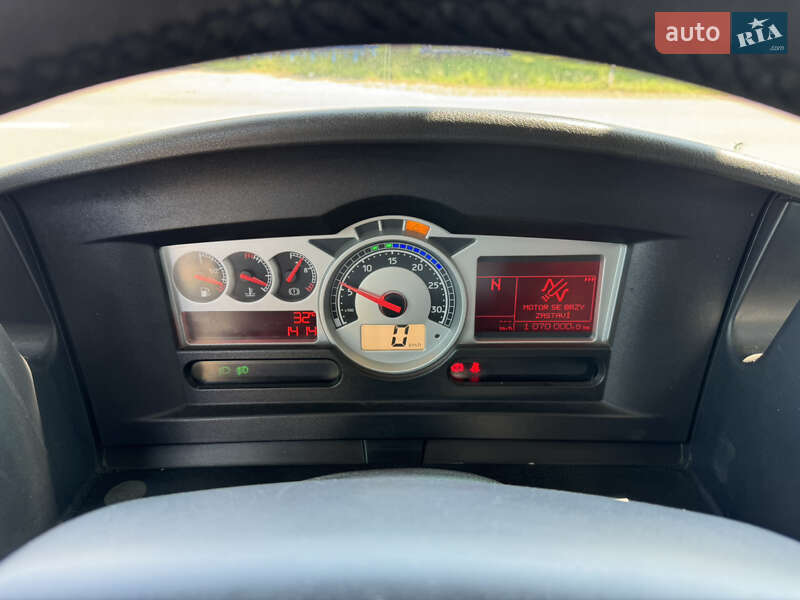 Тягач Renault Magnum 2013 в Черновцах
