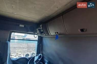 Тягач Renault Magnum 2001 в 