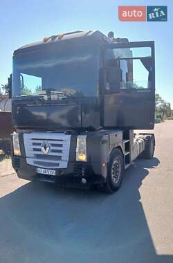Тягач Renault Magnum 2004 в Прилуках