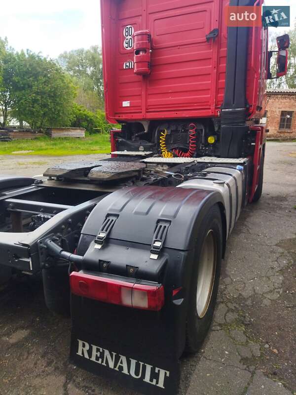 Тягач Renault Magnum 2008 в Переяславе