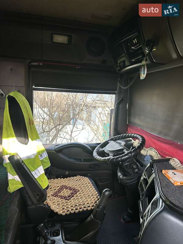 Тягач Renault Magnum 2004 в Єланці фото 7 Тягач Renault Magnum 2004 в Єланці