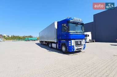 Тягач Renault Magnum 2010 в 