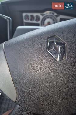Тягач Renault Magnum 2010 в 