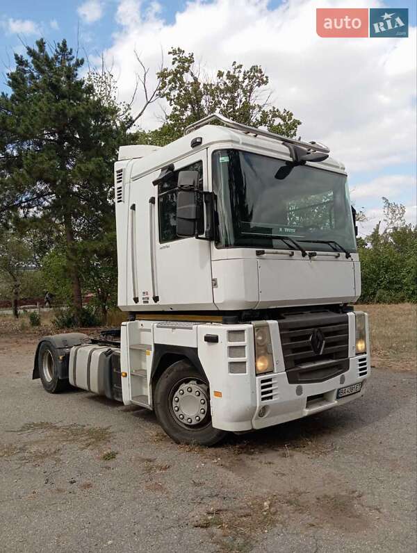 Тягач Renault Magnum 2007 в Новгородке фото 8 Тягач Renault Magnum 2007 в Новгородке