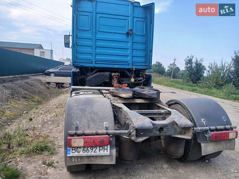 Тягач Renault Magnum 2000 в Самборі