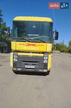 Тягач Renault Magnum 2000 в 