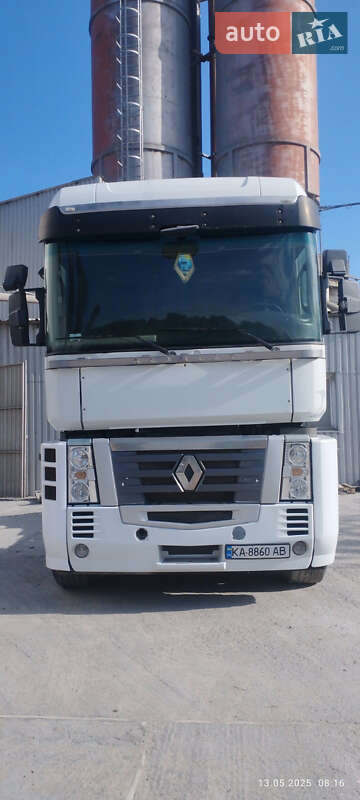Renault Magnum 2009