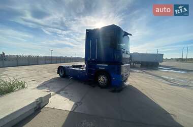 Тягач Renault Magnum 2007 в 