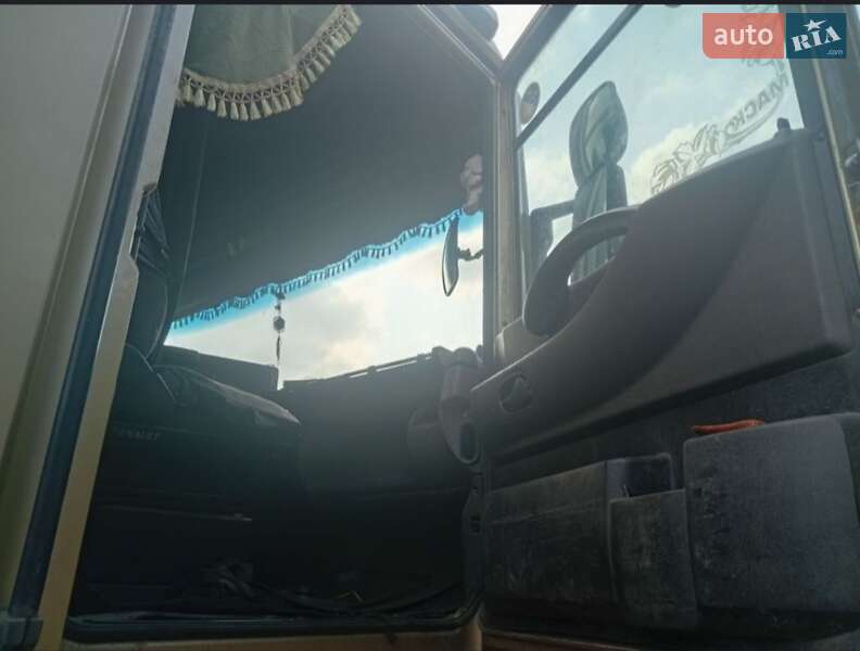 Тягач Renault Magnum 1998 в Хмельницком