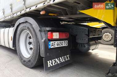 Тягач Renault Magnum 2010 в 
