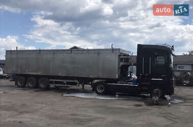 Тягач Renault Magnum 2008 в 