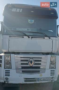 Тягач Renault Magnum 2005 в Кривом Роге