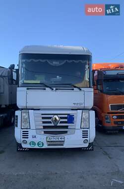 Тягач Renault Magnum 2002 в Одессе