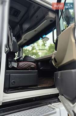 Тягач Renault Magnum 2013 в 