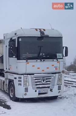 Тягач Renault Magnum 2005 в 