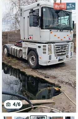 Тягач Renault Magnum 2005 в 