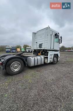Тягач Renault Magnum 2005 в 