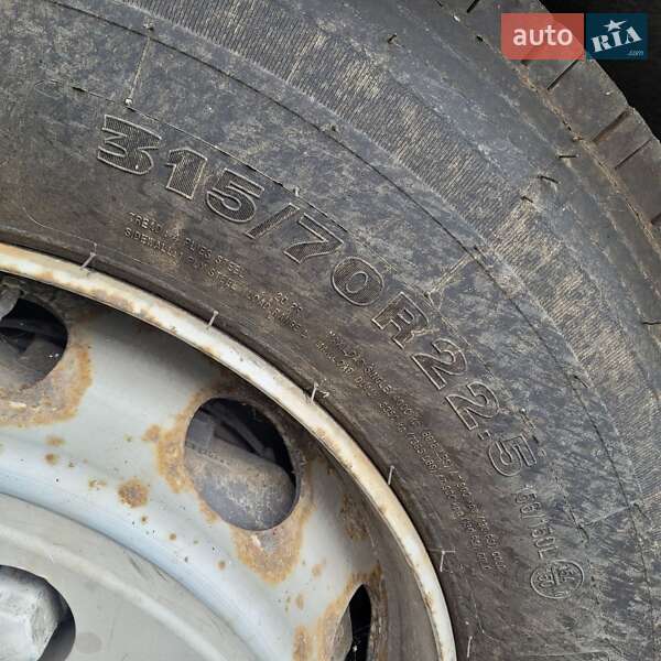 Тягач Renault Magnum 2012 в Изяславе