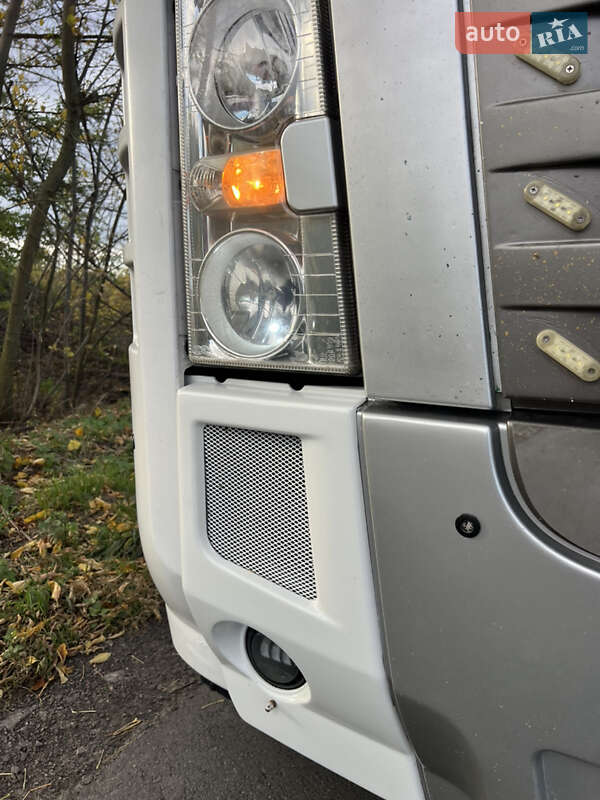 Тягач Renault Magnum 2008 в Черкасах