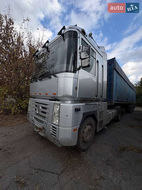 Зерновоз Renault Magnum 2002 в Первомайске