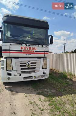 Тентований Renault Magnum 2006 в Харкові