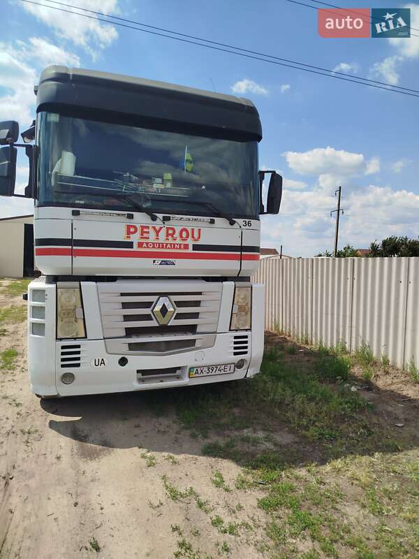 Тентований Renault Magnum 2006 в 