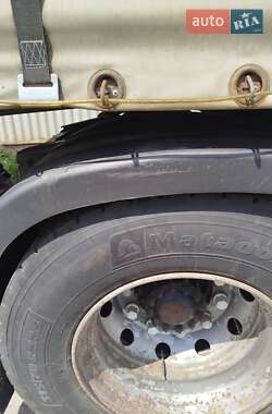Тентований Renault Magnum 2006 в 