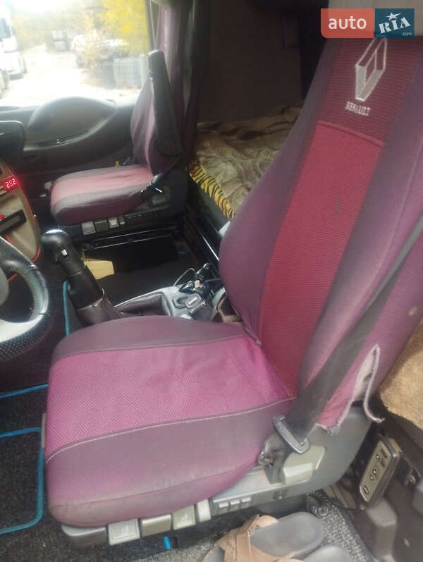 Тягач Renault Magnum 2008 в Кременчуці