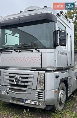 Тягач Renault Magnum 2004 в Коломые