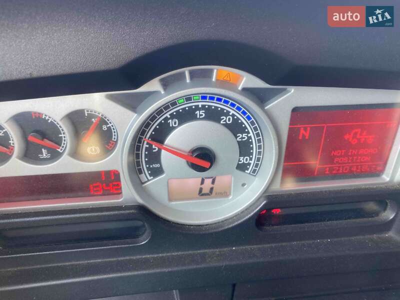 Тягач Renault Magnum 2010 в Переяславі