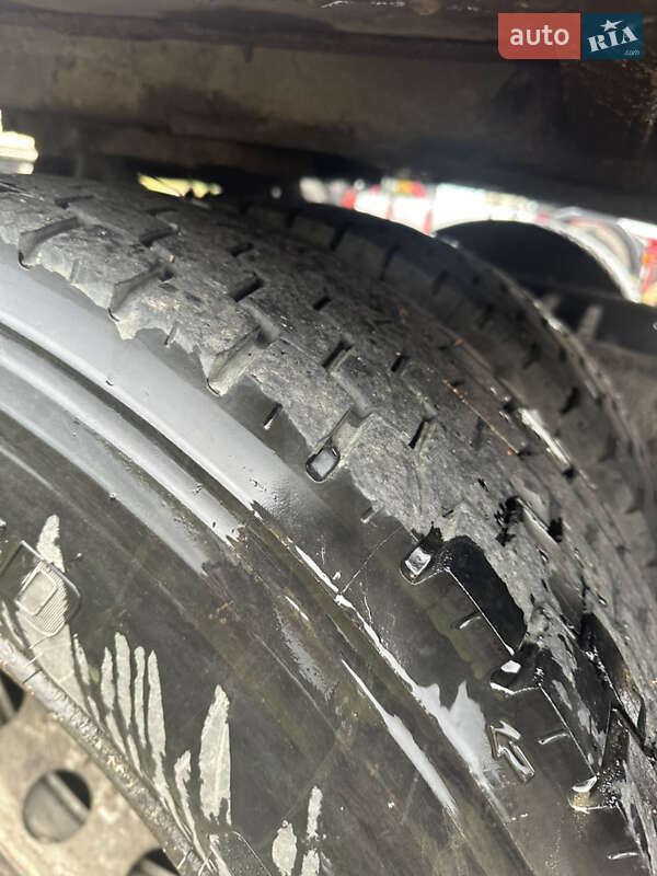 Тягач Renault Magnum 2005 в Сарнах