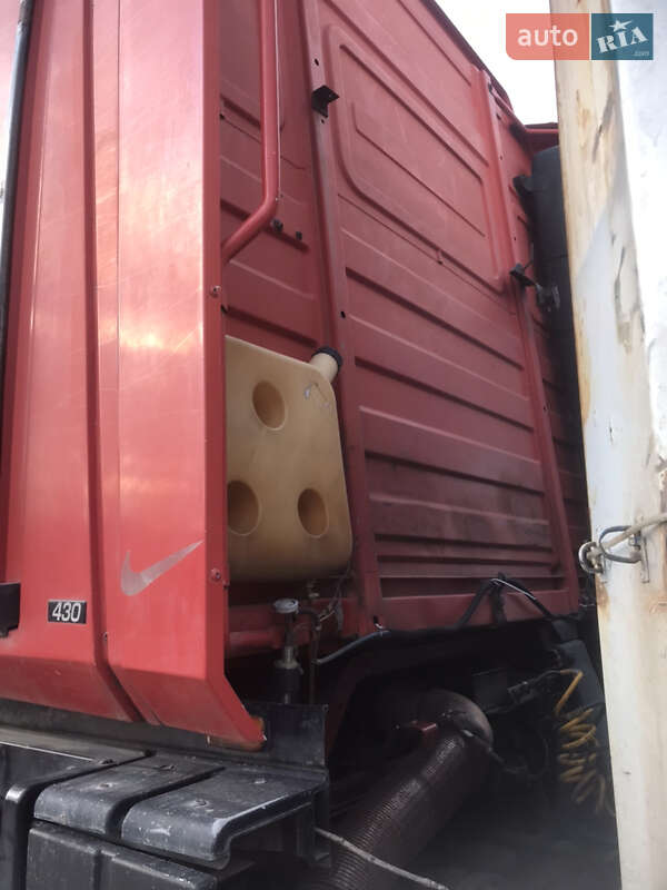 Тягач Renault Magnum 1998 в Охтирці