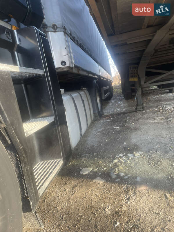 Тентований Renault Magnum 2005 в Києві