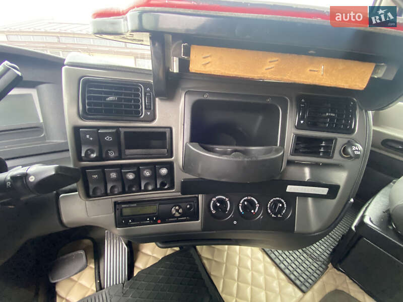 Тягач Renault Magnum 2012 в Тернополі