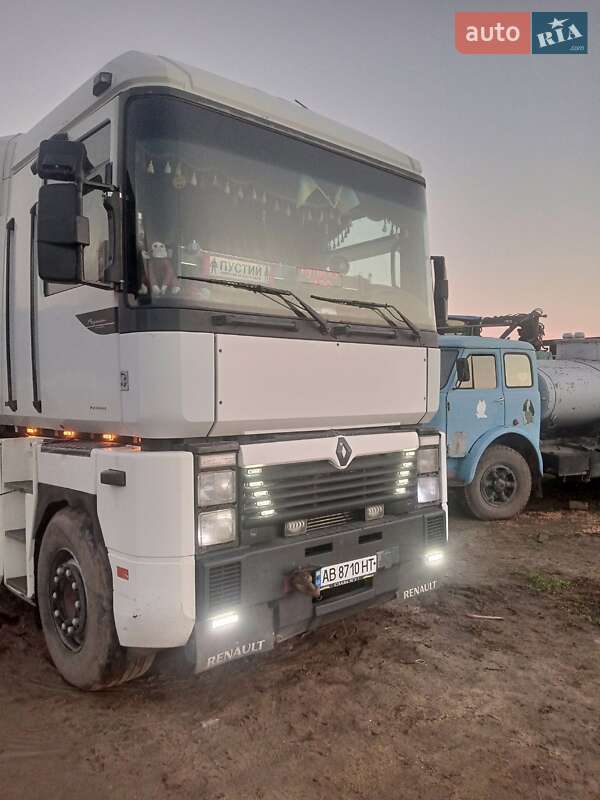 Тягач Renault Magnum 1999 в Могилів-Подільському