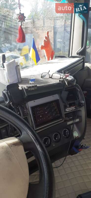 Тентованый Renault Magnum 2008 в Днепре