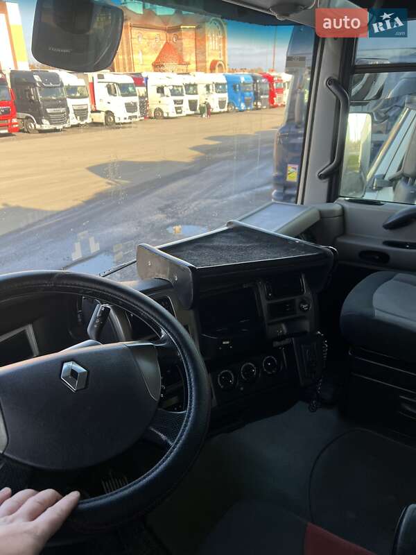 Тягач Renault Magnum 2008 в Ковеле