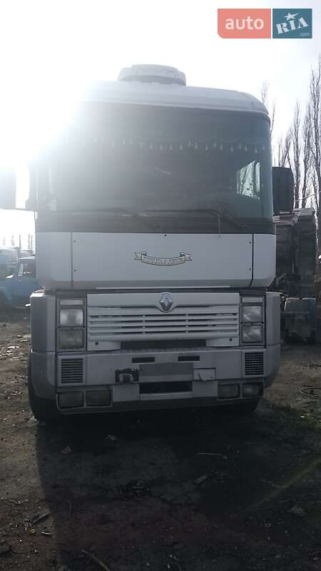 Тягач Renault Magnum 2000 в Одессе