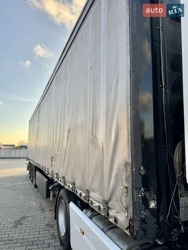 Тягач Renault Magnum 2008 в Рівному