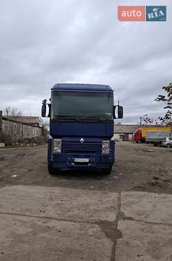 Тягач Renault Magnum 2000 в Малодолинском