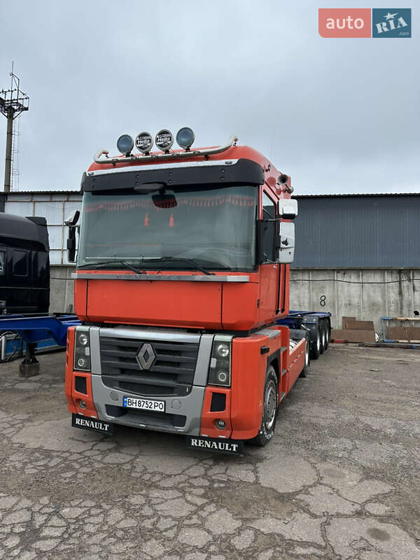Тягач Renault Magnum 2012 в Одессе