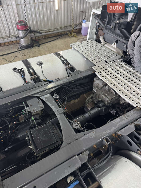 Тягач Renault Magnum 2011 в Киеве