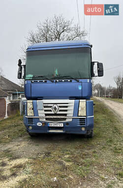 Тягач Renault Magnum 2004 в Дунаевцах