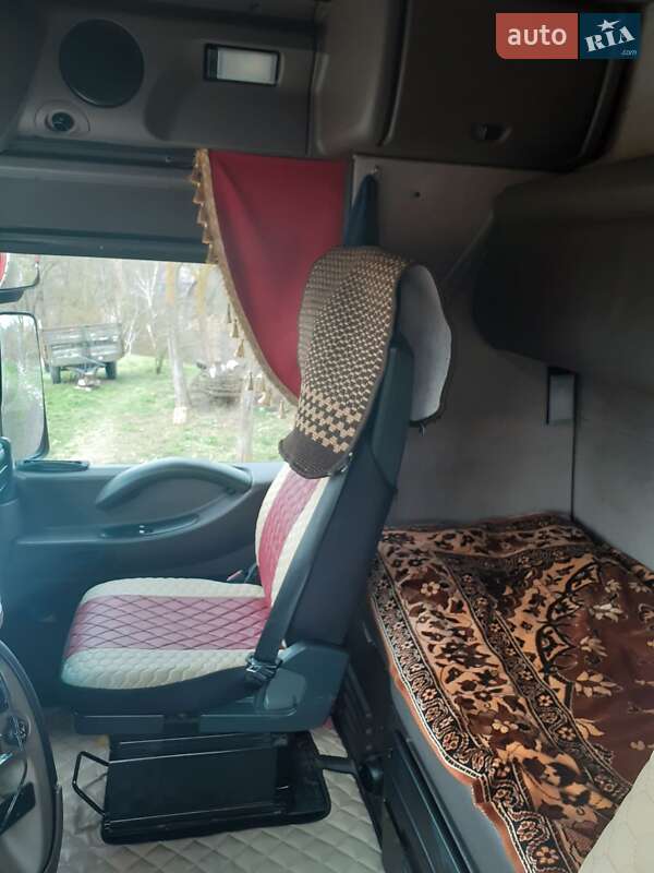 Тягач Renault Magnum 2007 в Кам'янець-Подільському