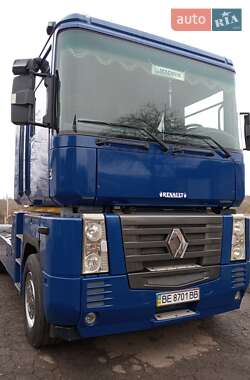 Тягач Renault Magnum 2004 в Ольшанке