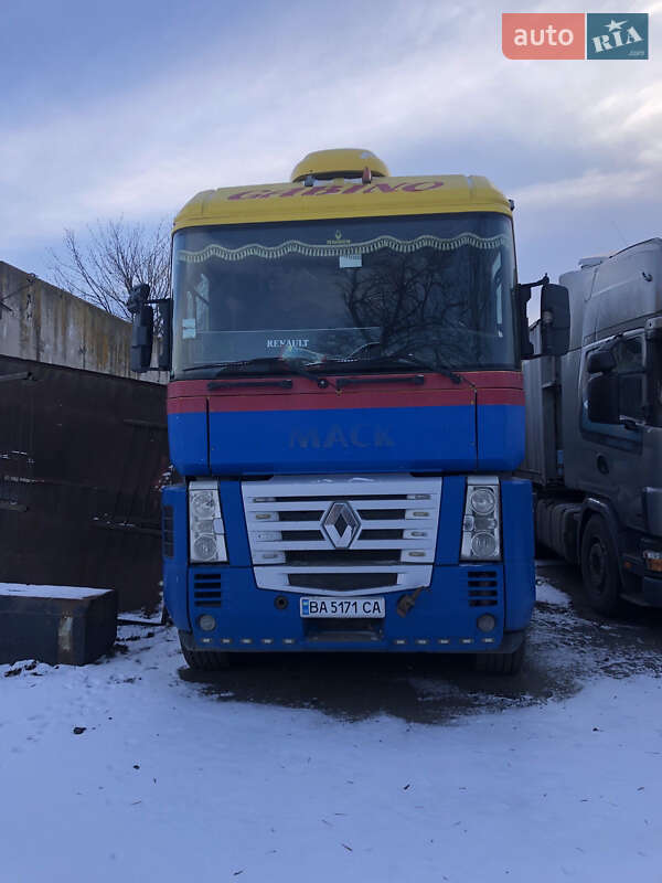 Контейнеровоз Renault Magnum 2004 в Гайвороні фото 4 Контейнеровоз Renault Magnum 2004 в Гайвороні
