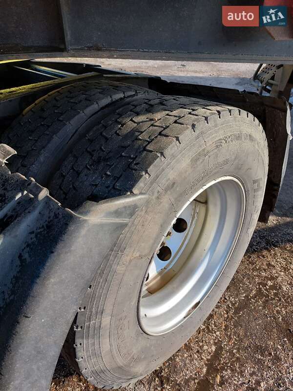 Тягач Renault Magnum 2004 в Киеве