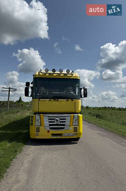 Тягач Renault Magnum 2007 в Луцьку