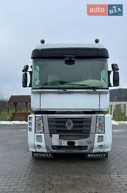 Тягач Renault Magnum 2011 в Мукачево