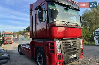 Тягач Renault Magnum 2008 в Иршаве